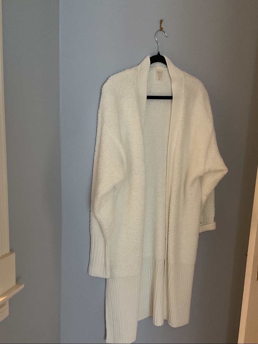 Open-Front Off White Knit Sweater/coat with Rib Trim